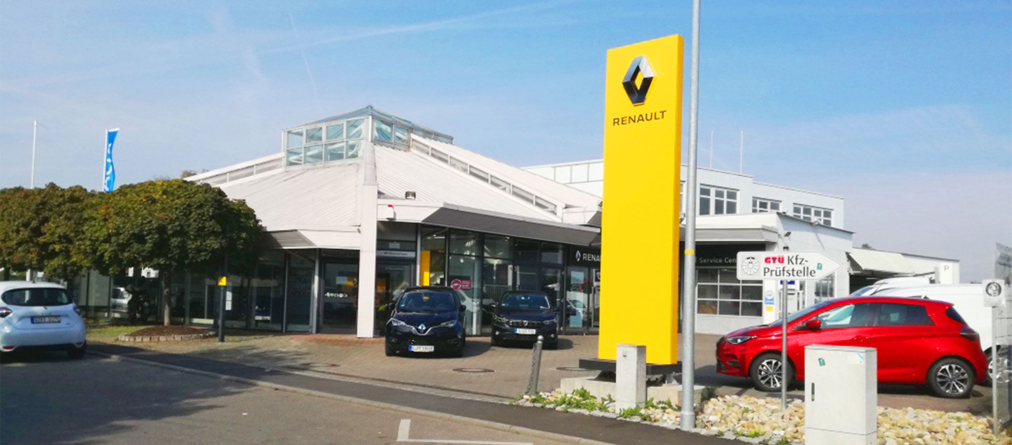 Ein Bild unseres Standortes in Stuttgart Wangen, dort gibt es Renault, Dacia und Renault Pro+
