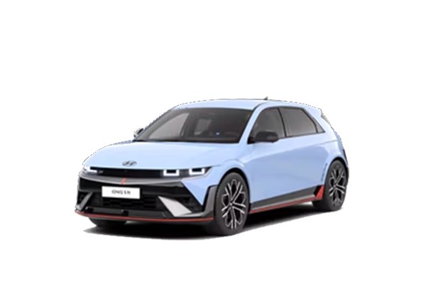 Ein hellblauer Hyundai IONIQ 5 N