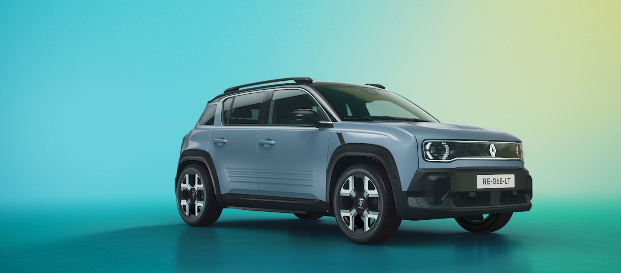 Der Renault 4 steht vor einer grün-blauen Wand