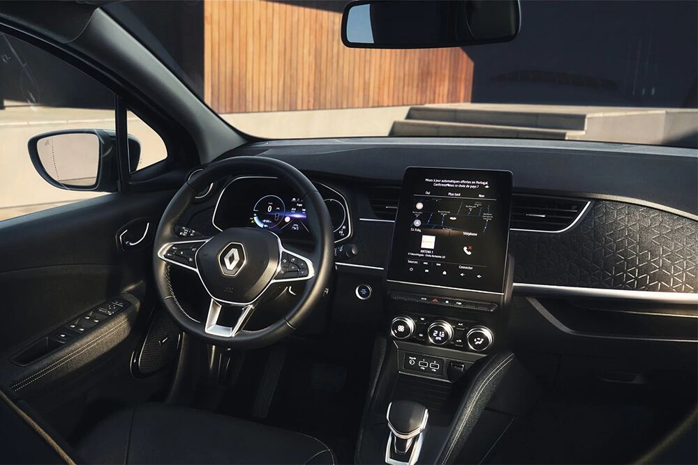 Das Lenkrad und Interieur des Renault Zoe E-Tech