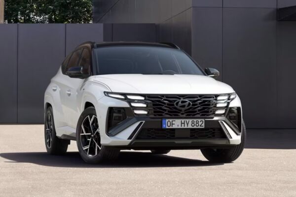 Nahaufnahme der Front eines Hyundai TUCSON